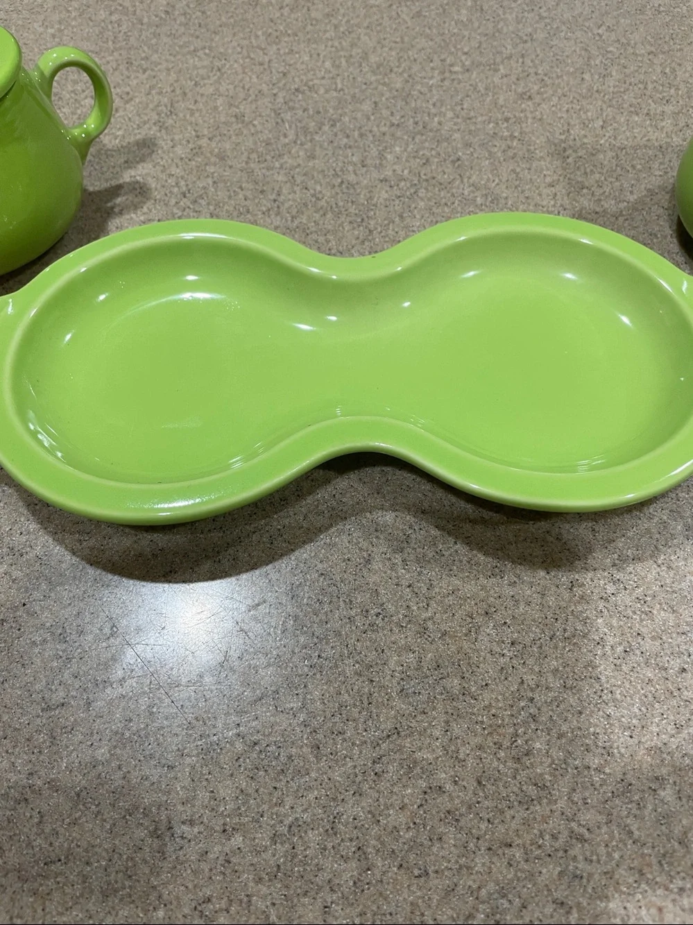 FIESTA Covered Sugar & Creamer Set Figure 8 Tray Lime Green 4pc Great Color